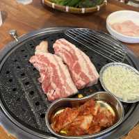 五花豬腩肉燒豬皮的韓式燒肉🐷🐽