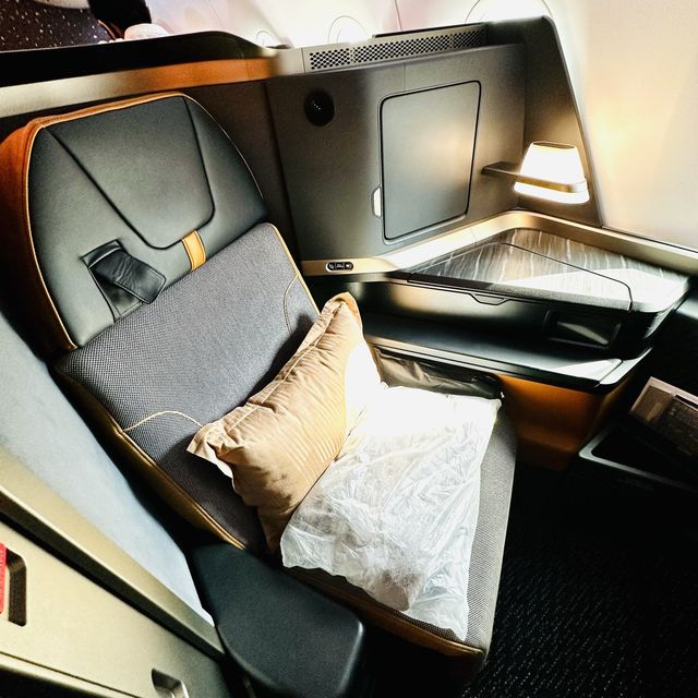 Starlux A350 Business Class fun