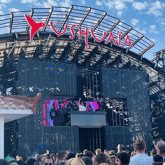 이비자 최고의 EDM 공연장 클럽, Ushuaia