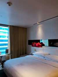 ลองเปลี่ยนวันหยุดที่น่าเบื่อมานอนที่ W Bangkok