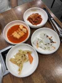 【韓国旅行】人気観光地"明洞"年中無休24時間営業のカムジャタン専門店✨️お一人様もOK