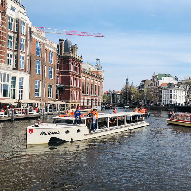荷蘭🇳🇱阿姆斯特丹 Amsterdam 👑🧡國王節King’s Day 荷蘭🇳🇱阿姆斯特丹 Amsterdam 👑🧡國王節King’s Day