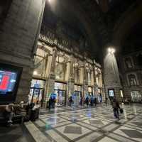 The Stunning Antwerpen-Centraal! 