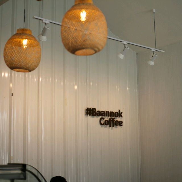 Baan nok coffee บ้านนอกกาแฟวัดม่วง