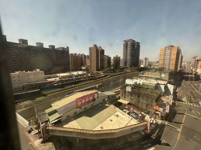 台湾桃園国際空港近くにあるホリデイインホテルに宿泊