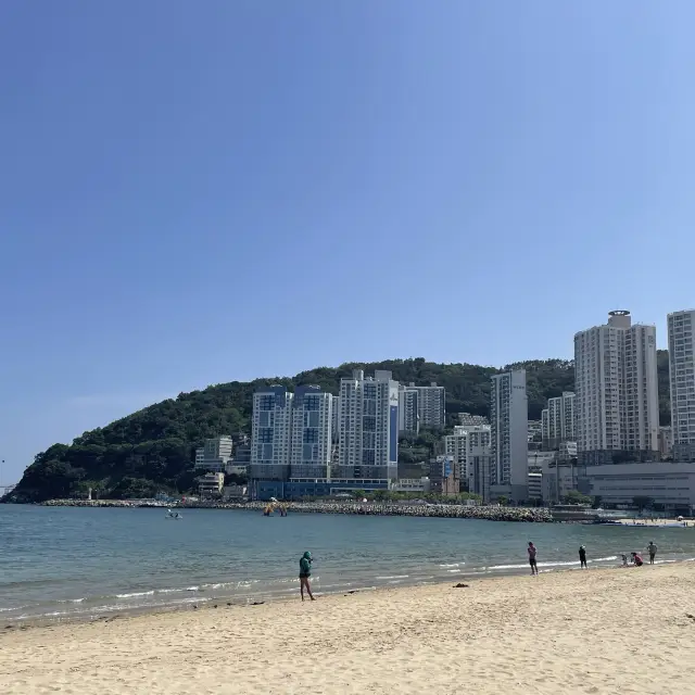 부산의 아름다운 바다를 케이블카 타면서 볼 수 있는 곳, 송도 해수욕장