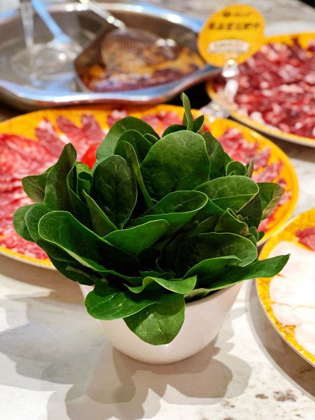 超人氣深圳現切牛肉火鍋