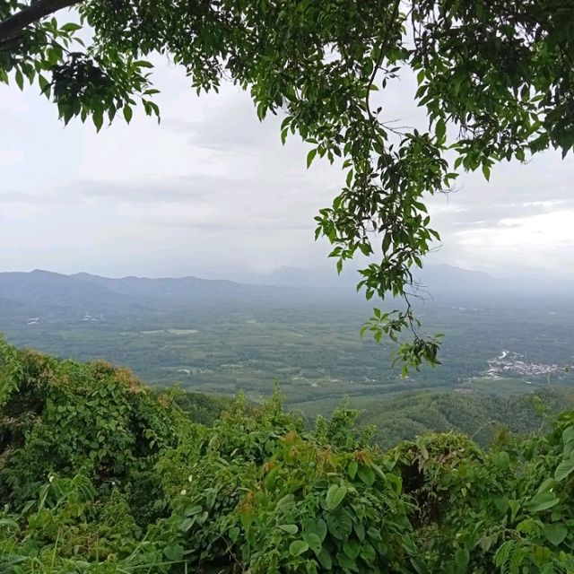 ชมวิว 360° ณ เขาศูนย์ 
