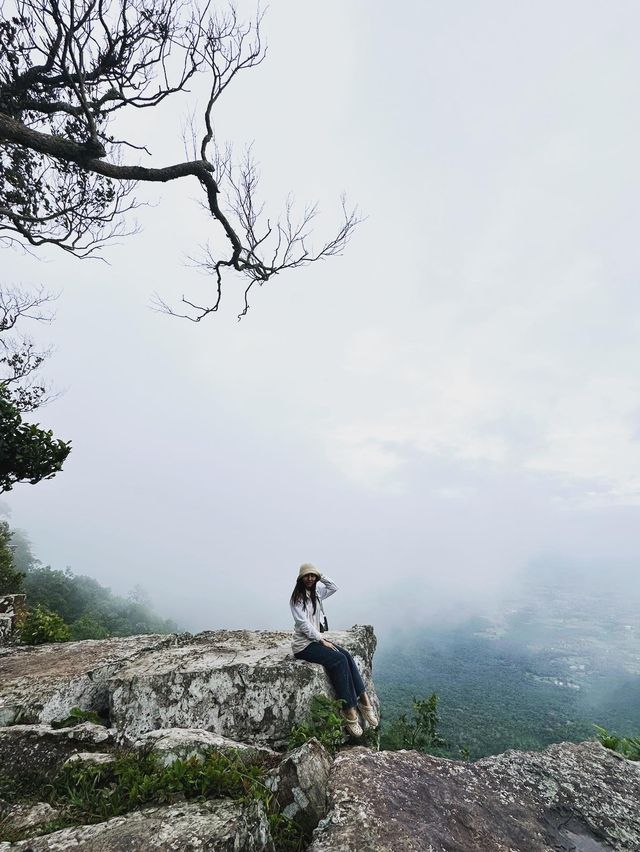 “ฮ่มหมอก บอกฮัก”อุทยานแห่งชาติภูแลนคา🌫️