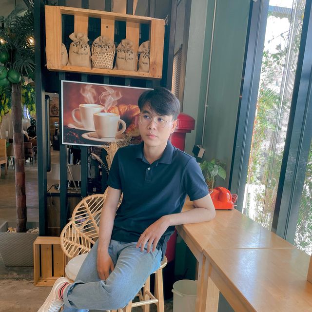 โกดังข้าวคาเฟ่เลิงนกทา