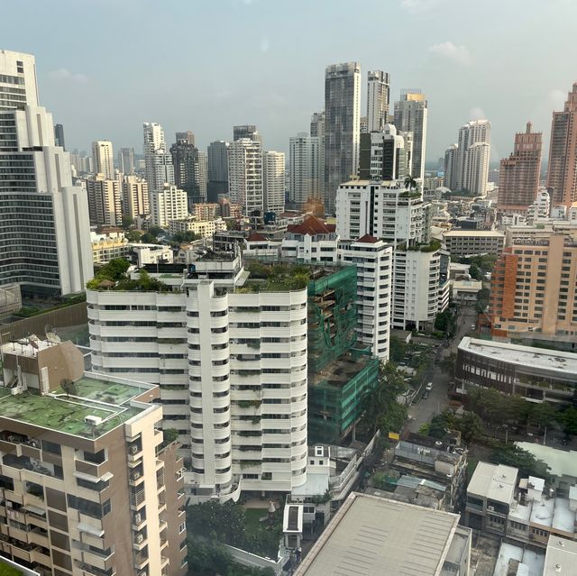 Spacious Suites for a Super Staycation