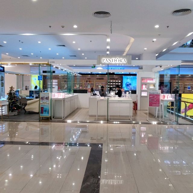 Vincom Center Metropolis