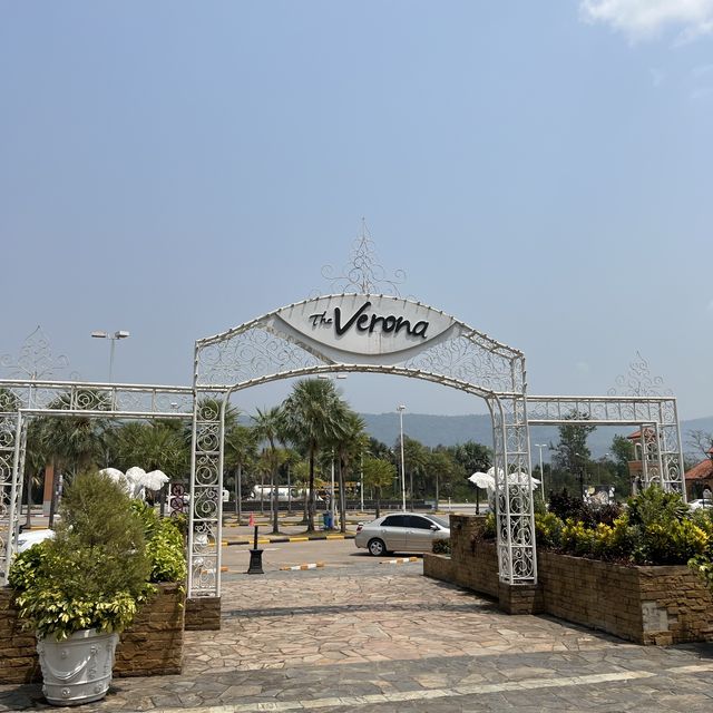 เดอะ เวโรน่า แอท ทับลาน (The Verona at Tublan)