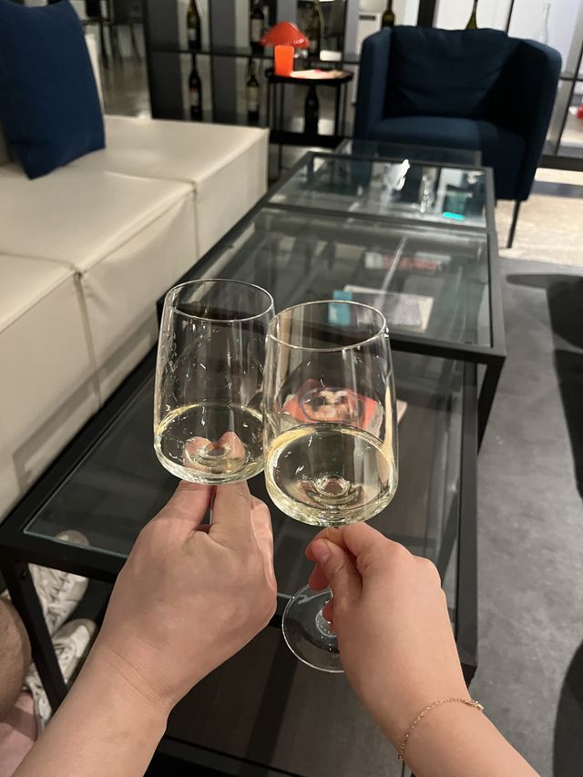 명동성당과 남산타워가 보이는 루프탑 와인바🍷 명동 테트