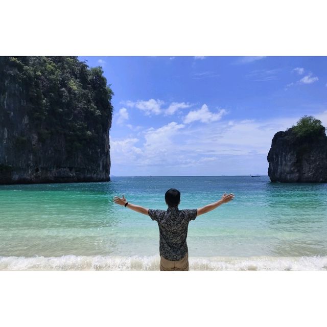 ทัวร์ หมู่เกาะห้อง จ.กระบี่