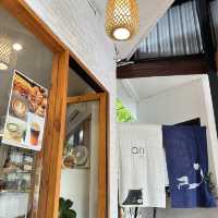 ครัวซองแกงกะหรี่ @ari craft and coffee📍