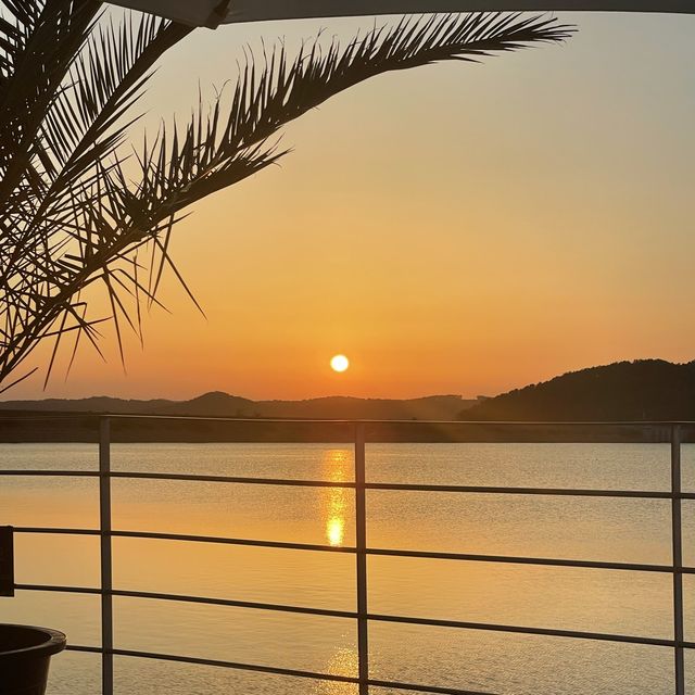 용인 호수뷰 카페에서 물멍+노을멍 하고오기🌊🌅