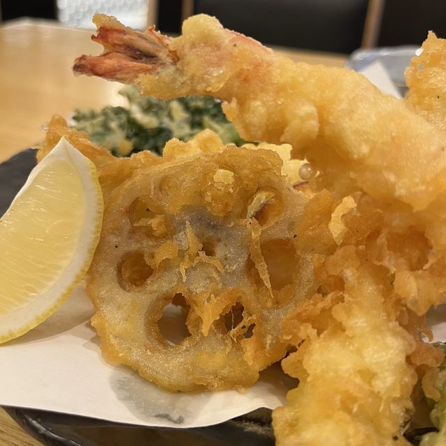【大阪・難波】蕎麦好き必見！2種類の蕎麦を食べ比べ「そば道 裏なんば店」