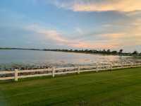 แลนด์มาร์คแห่งใหม่ของชาวพิจิตร | สวนสาธารณะบึงสีไฟ