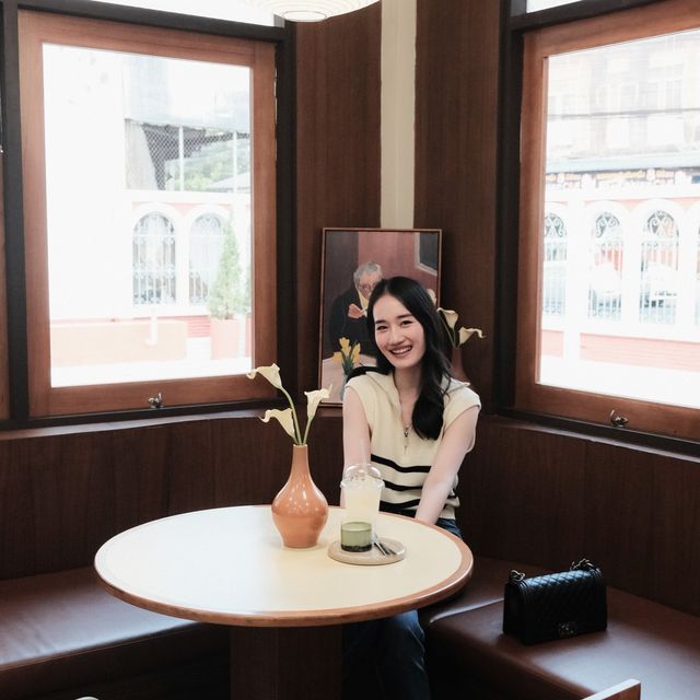 Woody haus cafe 🏠✨ 