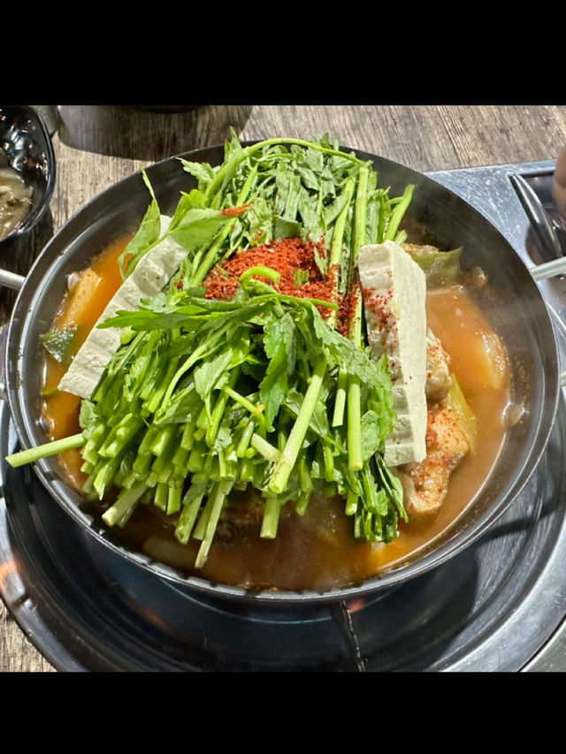 식사는 물론 술 안주도 맛있는 실내 포차 <참새와 방앗간>