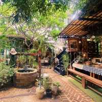 #คาเฟ่ลับพัทยา ร้าน Munasir Pool cafe 