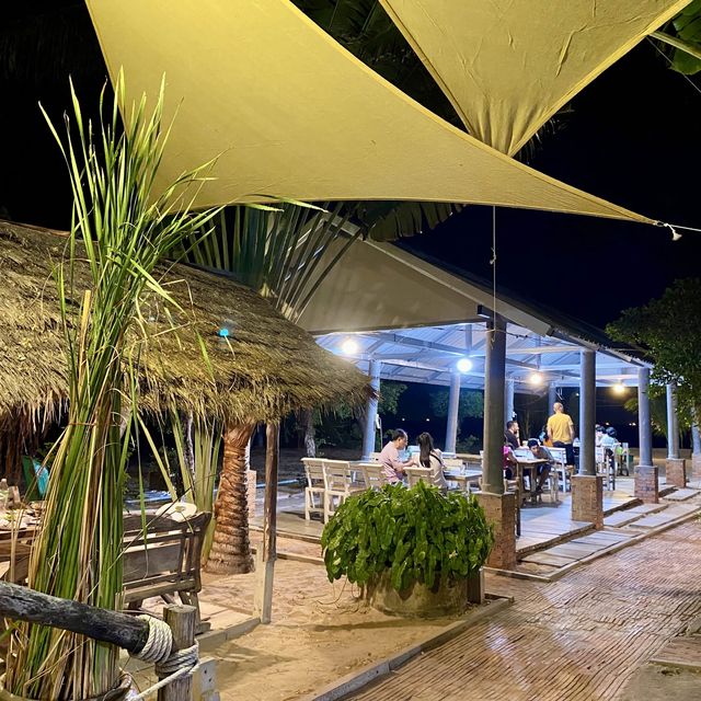 Great Local Thai Seafood Restaurant 