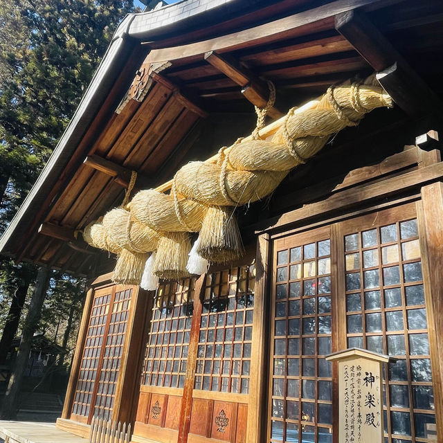 【長野県/下諏訪　全国に2.5万社ある諏訪神社の総本社『諏訪大社』の１つ⛩️】