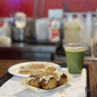 APM Food court: 質素普通，但價格較便宜的