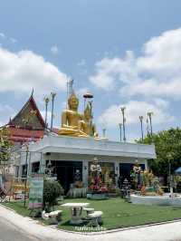 วัดในคุ้งน้ำบางกระเจ้าชื่อดัง