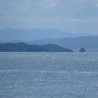 圓月島：壯闊海景，難忘旅行回憶