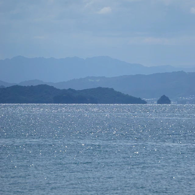 圓月島：壯闊海景，難忘旅行回憶