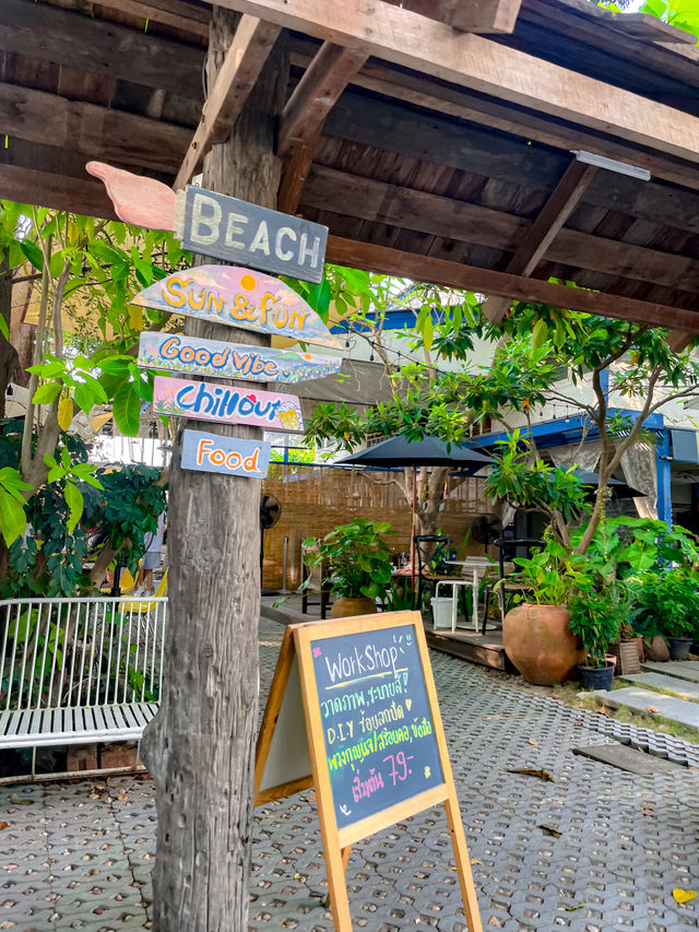 คาเฟ่ลับ ที่ไม่ลับ ในบางแสนนน~~~
