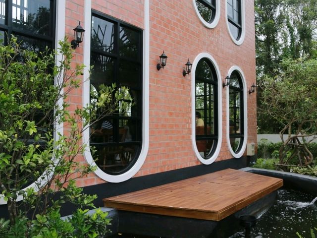 พามาชิมกาแฟตุรกี ที่ ZHIV COFF