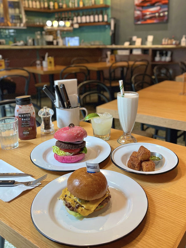 香港上環顛覆我想像的素食漢堡-Beef & Liberty