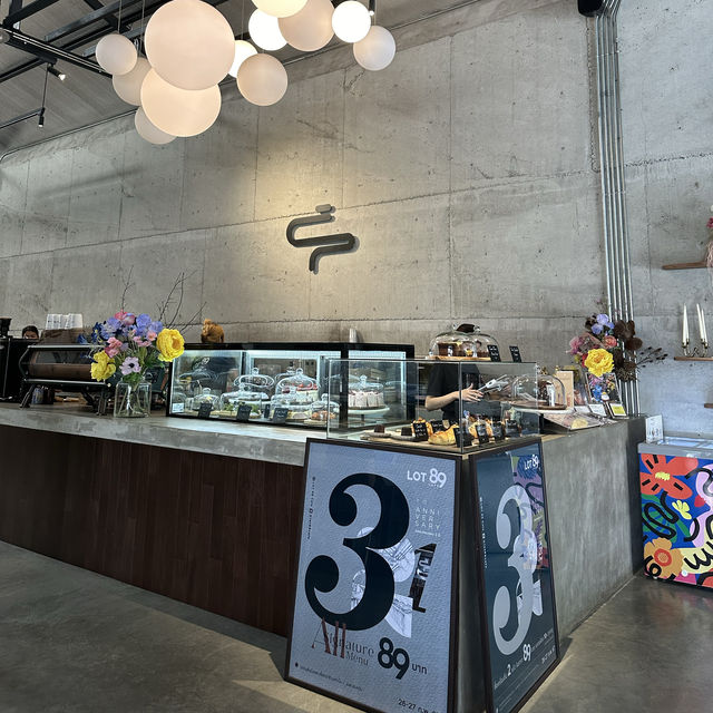 LOT 89 Cafe RAYONG 