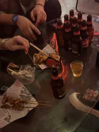 EMO bar - 有現場音樂表演的清吧🍻