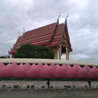 สักการะพระใหญ่ วัดม่วง