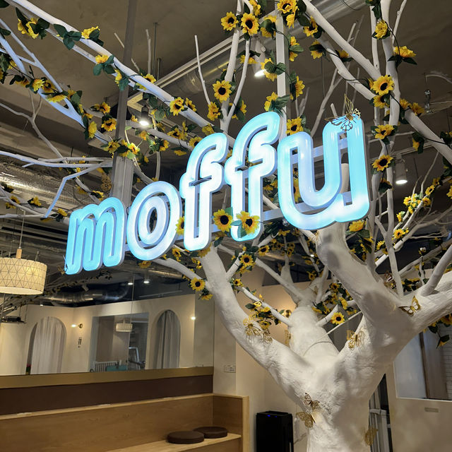 📍原宿 サモエドカフェ 《moffu》