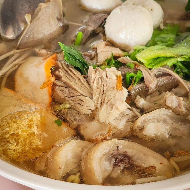 🥓ก๋วยเตี๋ยวลิ้นวัว-ขาหมู