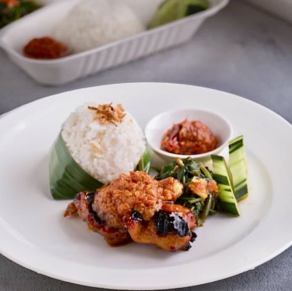 Hotel Mulia Dining 