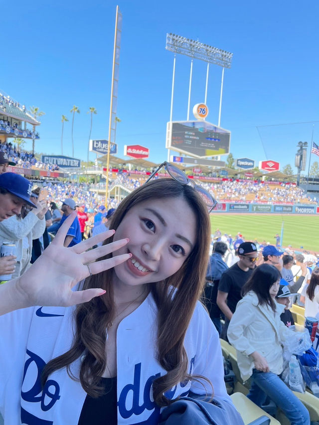 ドジャースタジアムで野球観戦