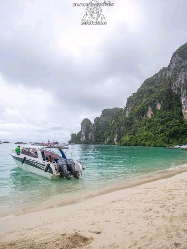เกาะพีพี - ที่เที่ยวกระบี่ต้องห้ามพลาด