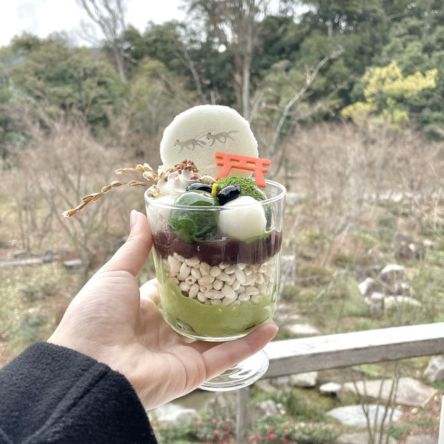 伏見稲荷大社モチーフのパフェ⛩️🦊