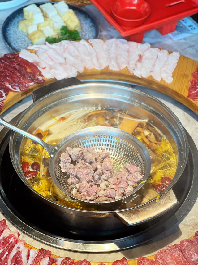 深圳最純正自家牧場牛肉火鍋