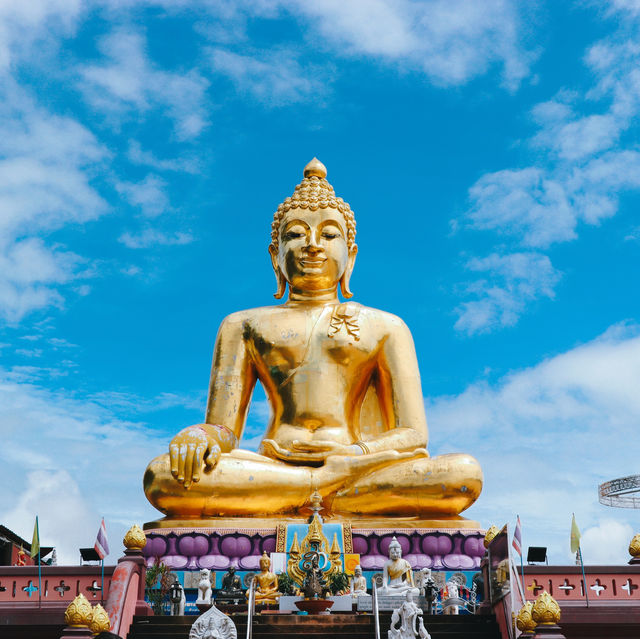 พระพุทธนวล้านตื้อ