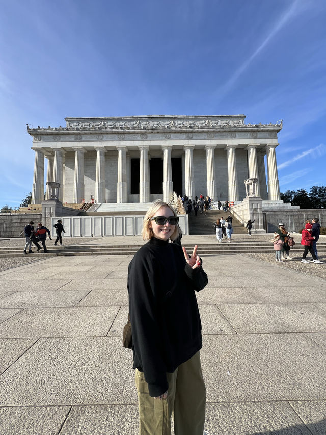 Iconic Lincoln Memorial and Washington Monument 🇺🇸 