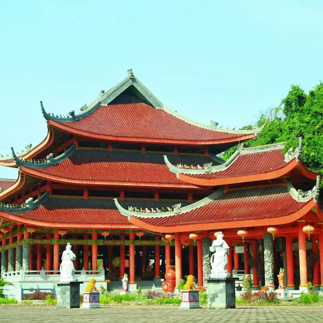 말라카 당일치기 여행: 삼보묘, 존커 스트리트, 네덜란드 레드 하우스, 주말 저녁에 적합합니다.