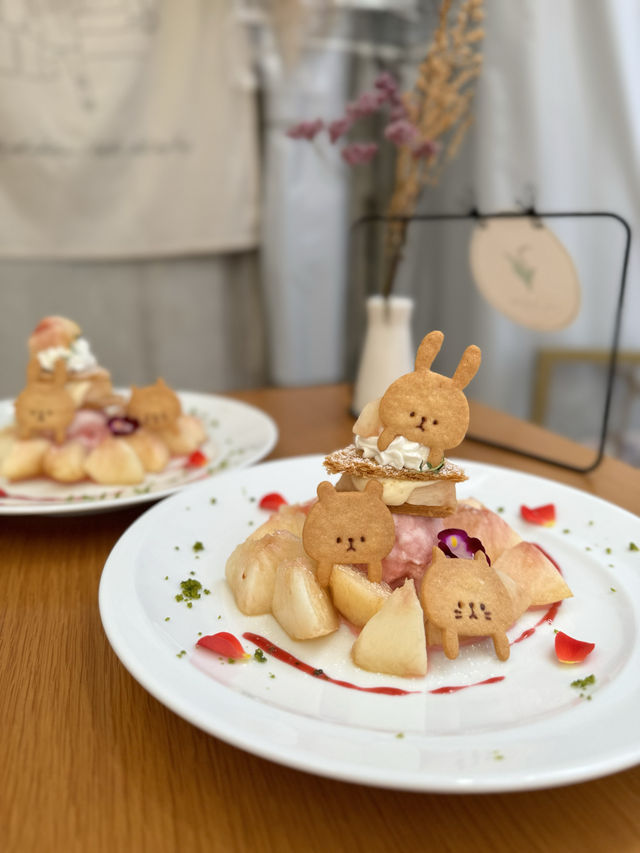 【福岡カフェ】季節のフルーツを使った可愛いスイーツが人気のお店🍑