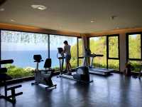 GYM ที่มีวิวสวยที่สุด ทะเลอยู่ข้างหน้าพาโนรามา 